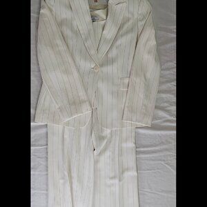 Tahari Arthur S. Levine Women's Pinstripe 3 Piece Suit - Size 8P